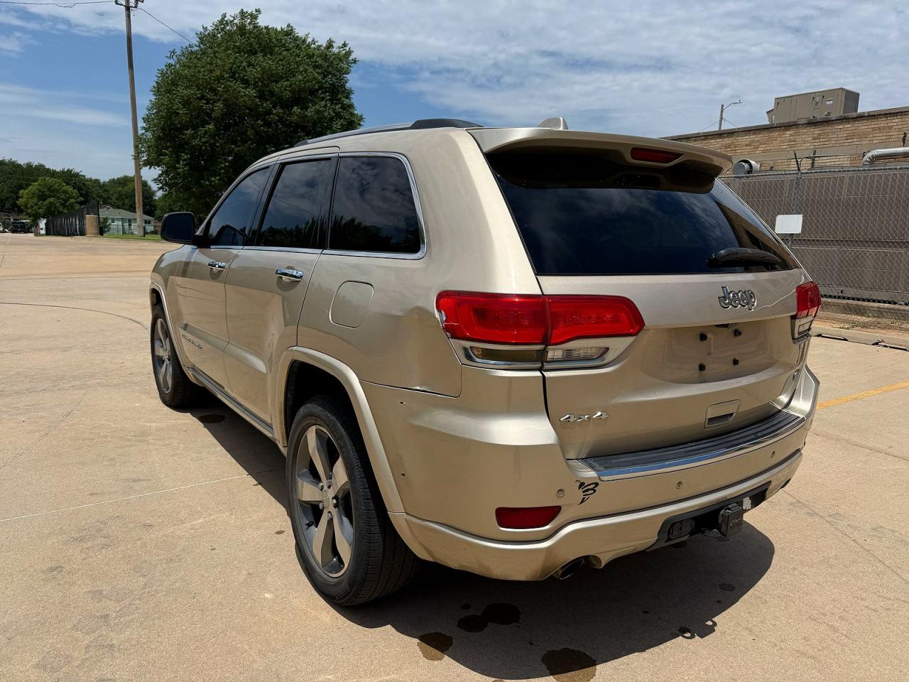 2012 Jeep Grand Cherokee Overland Gold vin: 1C4RJFCG9EC247913