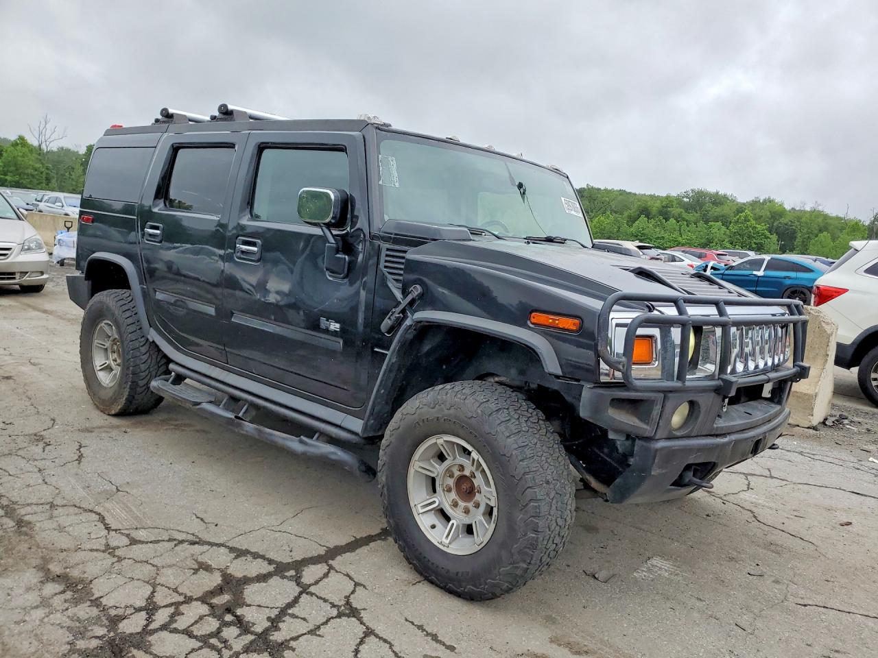 2003 Hummer H2 Black vin: 5GRGN23U83H118537