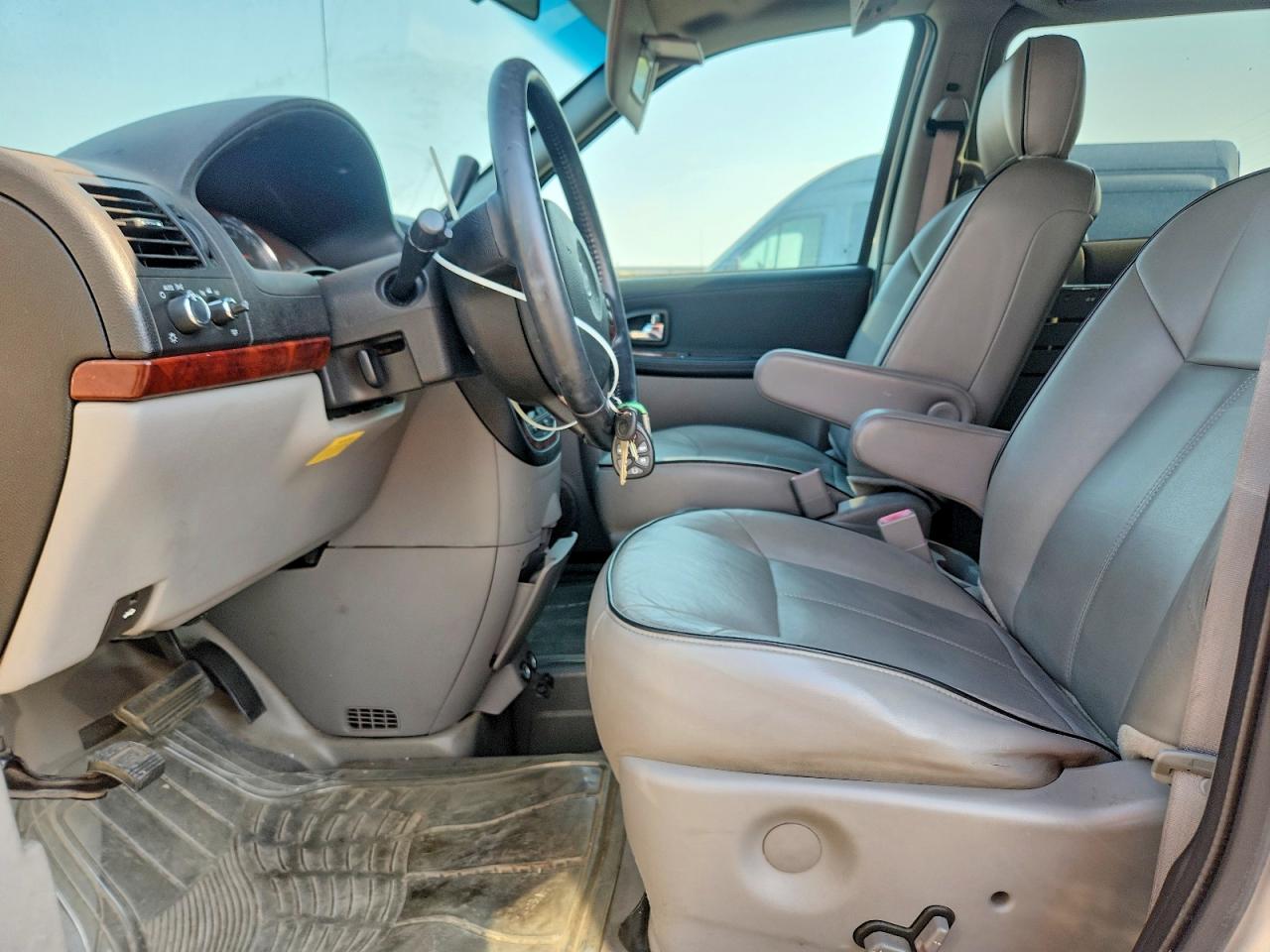 2007 Buick Terraza Incomplete Серебряный vin: 4GLDV13W77D212453