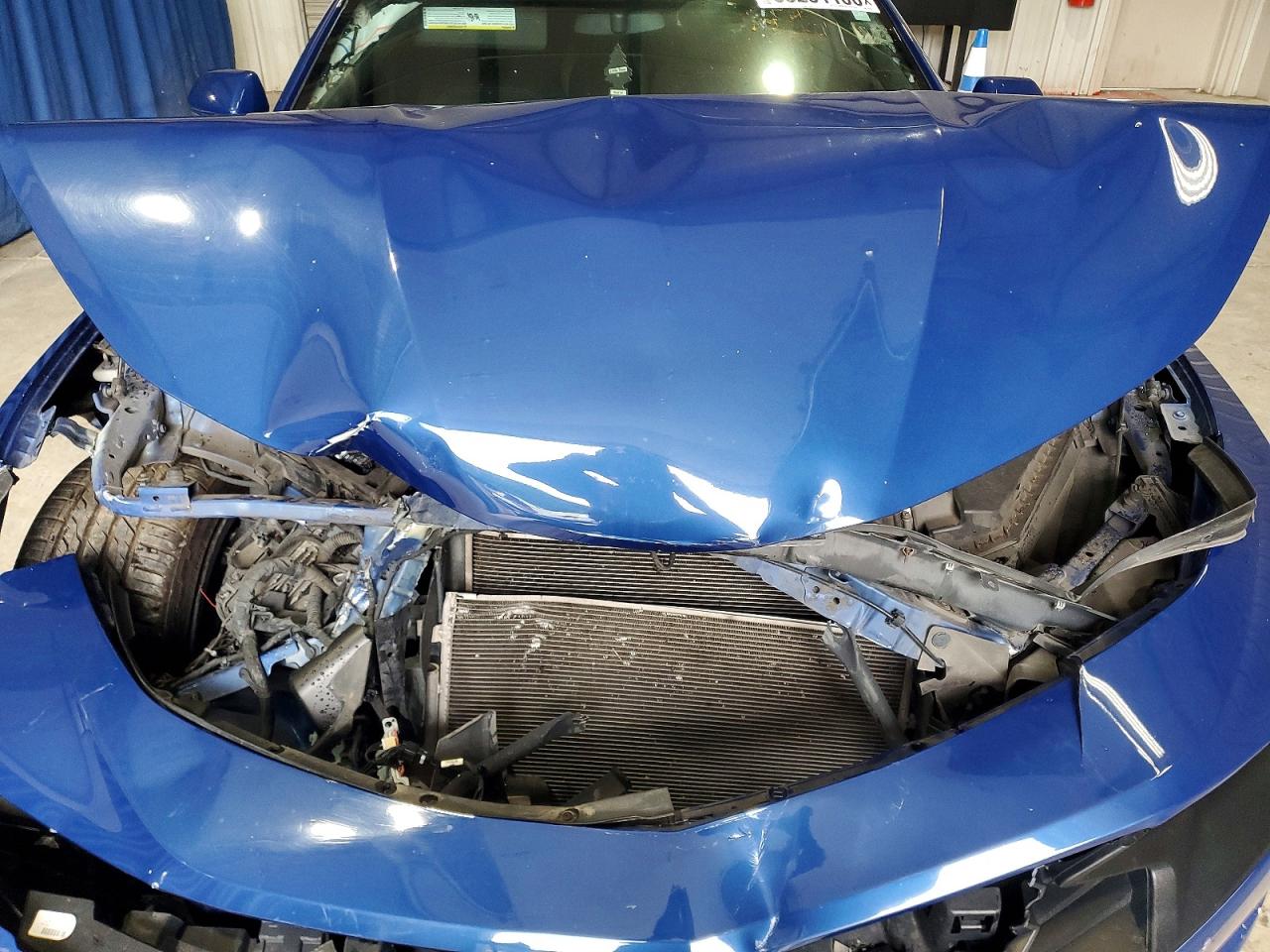 2019 Chevrolet Camaro Ls Синий vin: 1G1FB1RX8K0155384