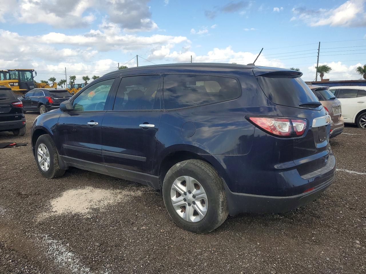 2015 Chevrolet Traverse Ls Синий vin: 1GNKRFED6FJ113457