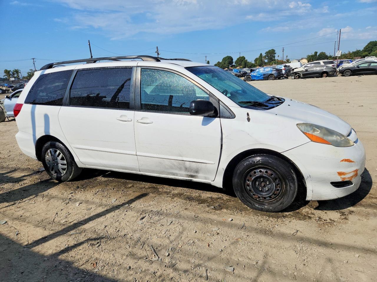 2009 Toyota Sienna Le 8-passenger Белый vin: 5TDZK23C79S252437