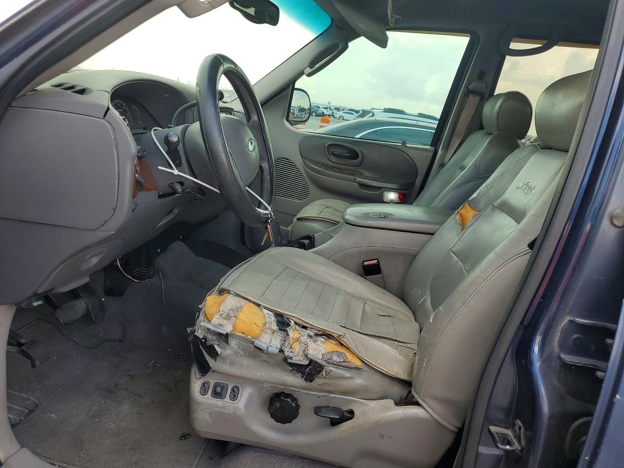 2002 Ford F150 Supercrew Blue vin: 1FTRW08L62KE27033
