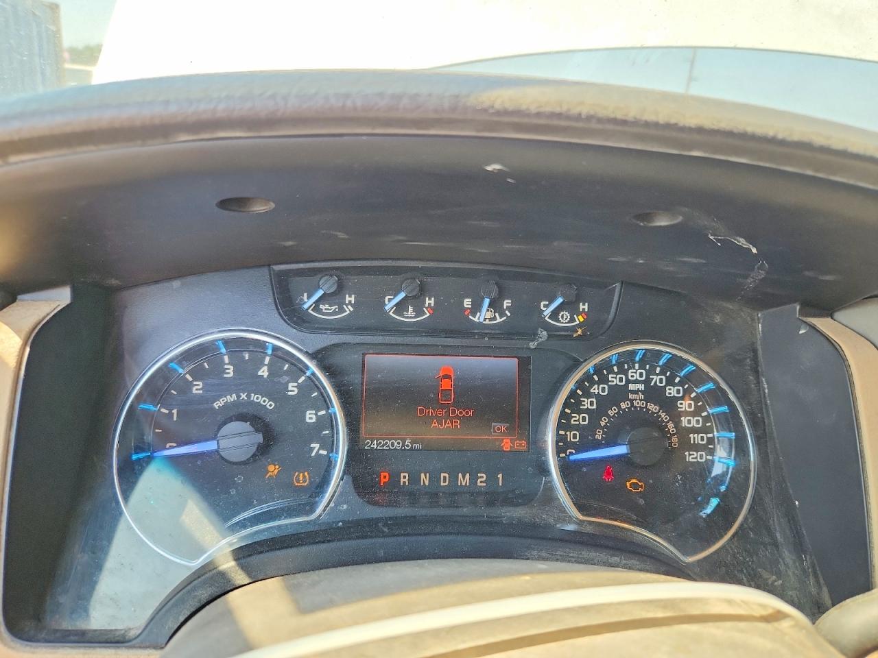 2011 Ford F150 Super Cab White vin: 1FTFX1CT6BKD73164