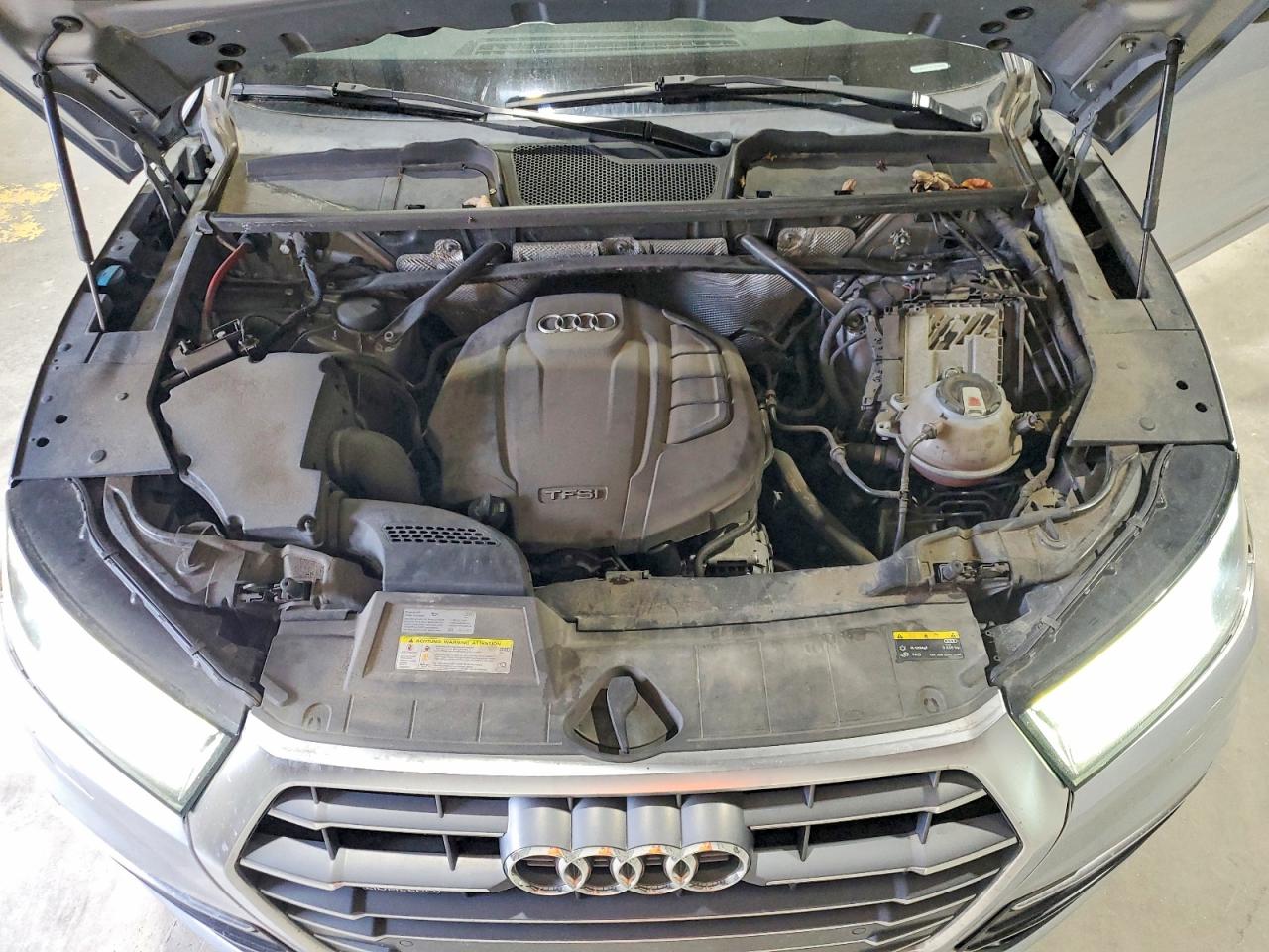 2018 Audi Q5 Premium Plus Silver vin: WA1BNAFY8J2239065