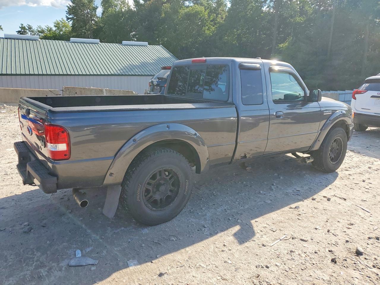 2011 Ford Ranger Super Cab Gray vin: 1FTLR4FE4BPA58331