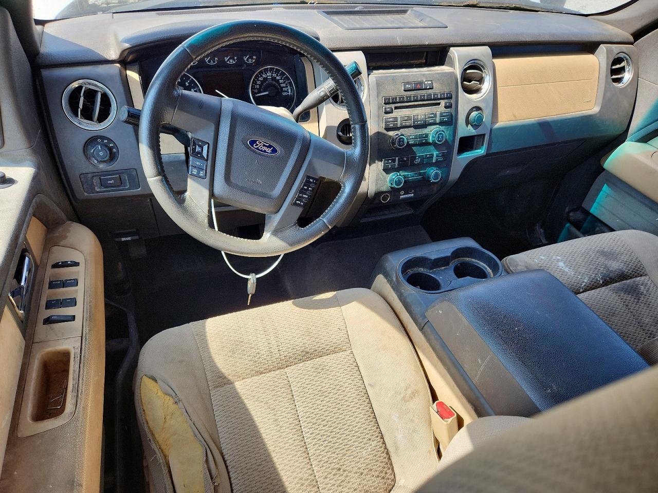 2011 Ford F150 Super Cab White vin: 1FTFX1CT6BKD73164