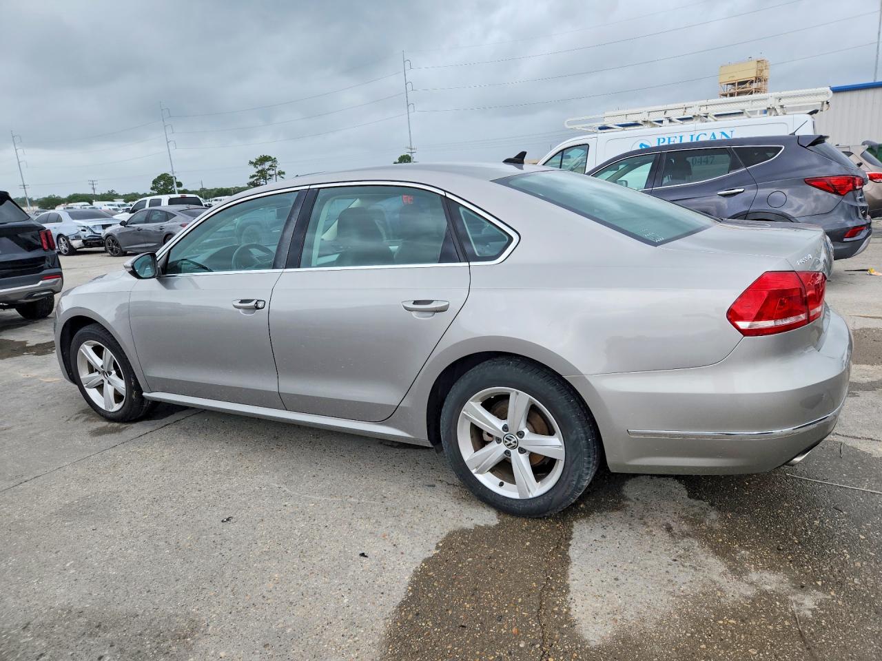 2012 Volkswagen Passat Se Silver vin: 1VWBH7A37CC103497
