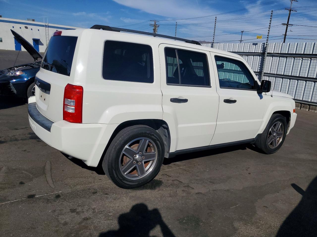 2009 Jeep Patriot Sport White vin: 1J4FT28B49D154214