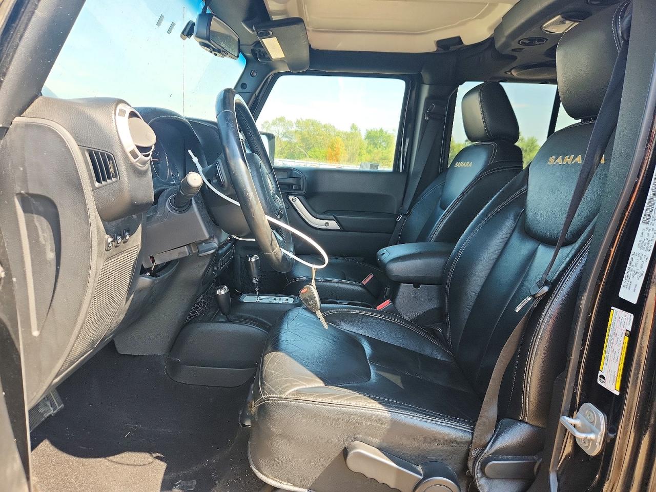 2013 Jeep Wrangler Unlimited Sahara Black vin: 1C4BJWEG2DL549704