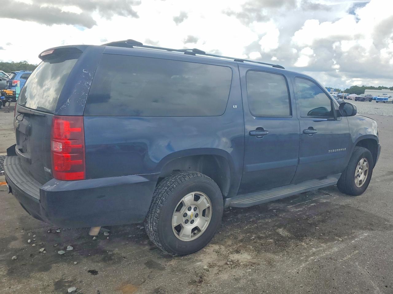 2007 Chevrolet Suburban K1500 Blue vin: 3GNFK16387G204697