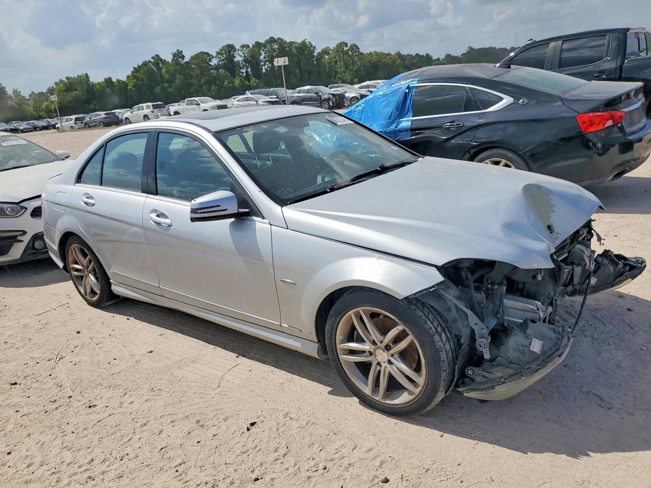 2012 Mercedes-benz C 250 Silver vin: WDDGF4HB7CR214578