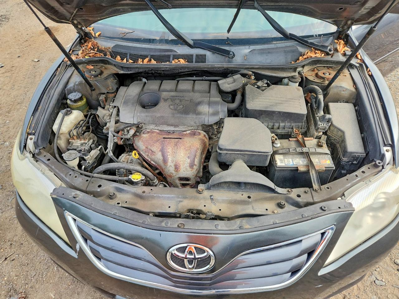 2010 Toyota Camry Le Gray vin: 4T1BF3EK6AU109488
