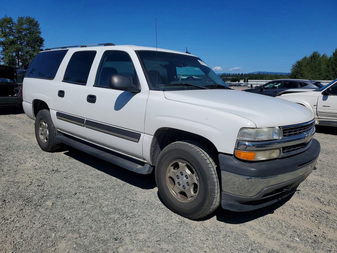 2005 Chevrolet Suburban K1500 White vin: 3GNFK16Z85G150352