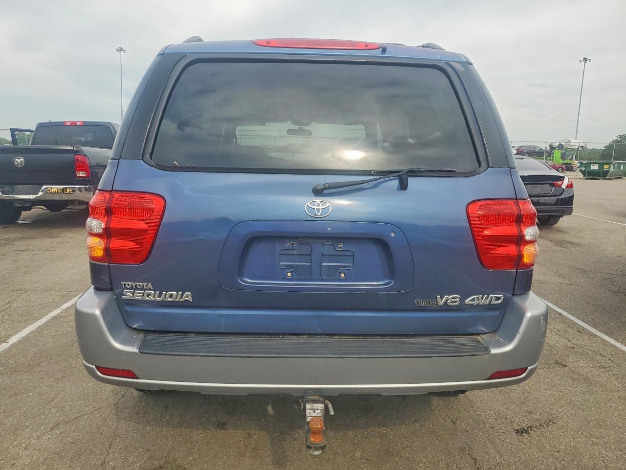 2002 Toyota Sequoia Sr5 Blue vin: 5TDBT44AX2S073211