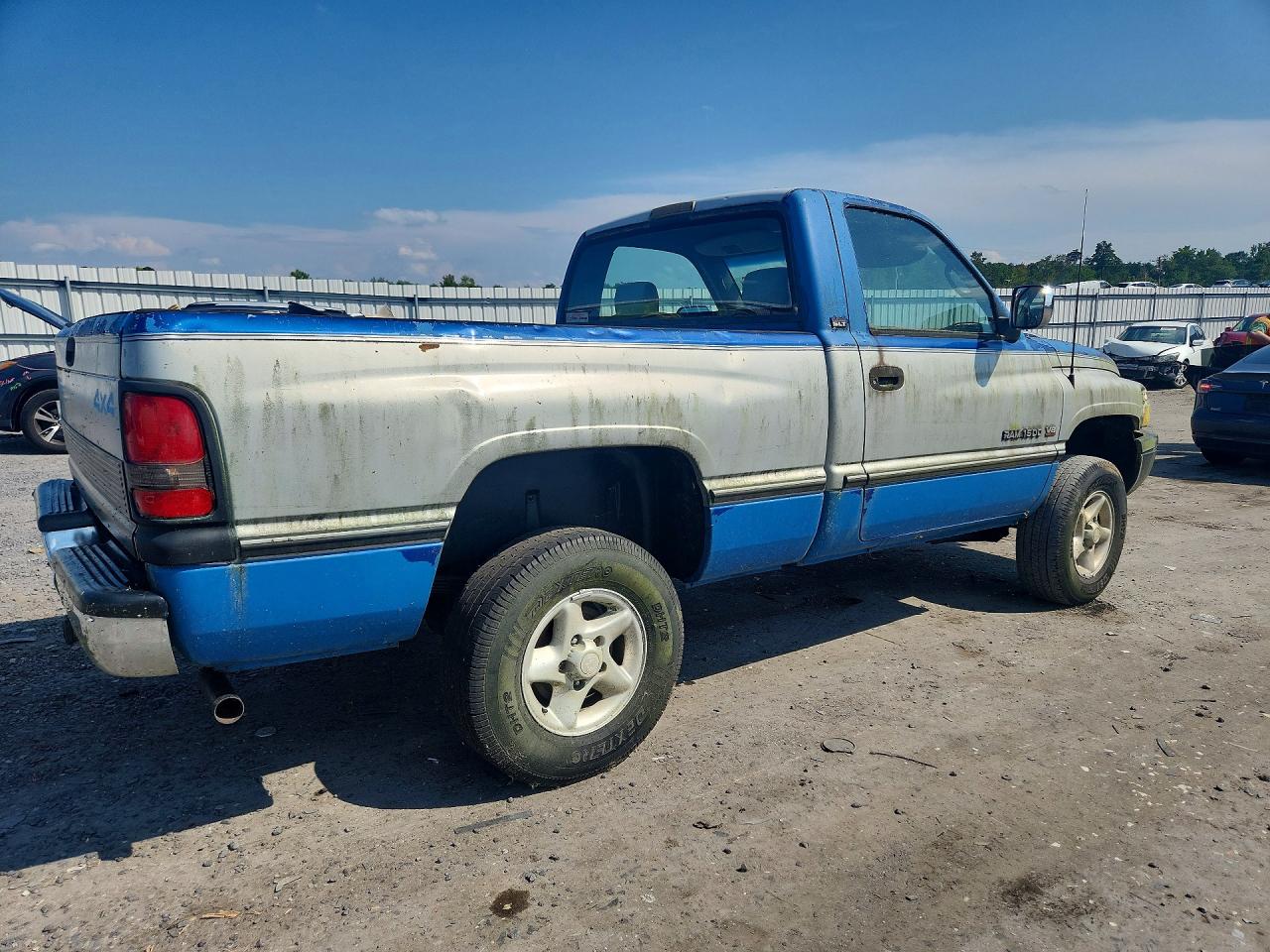 1996 Dodge Ram 1500 Синий vin: 1B7HF16Y2TJ175112
