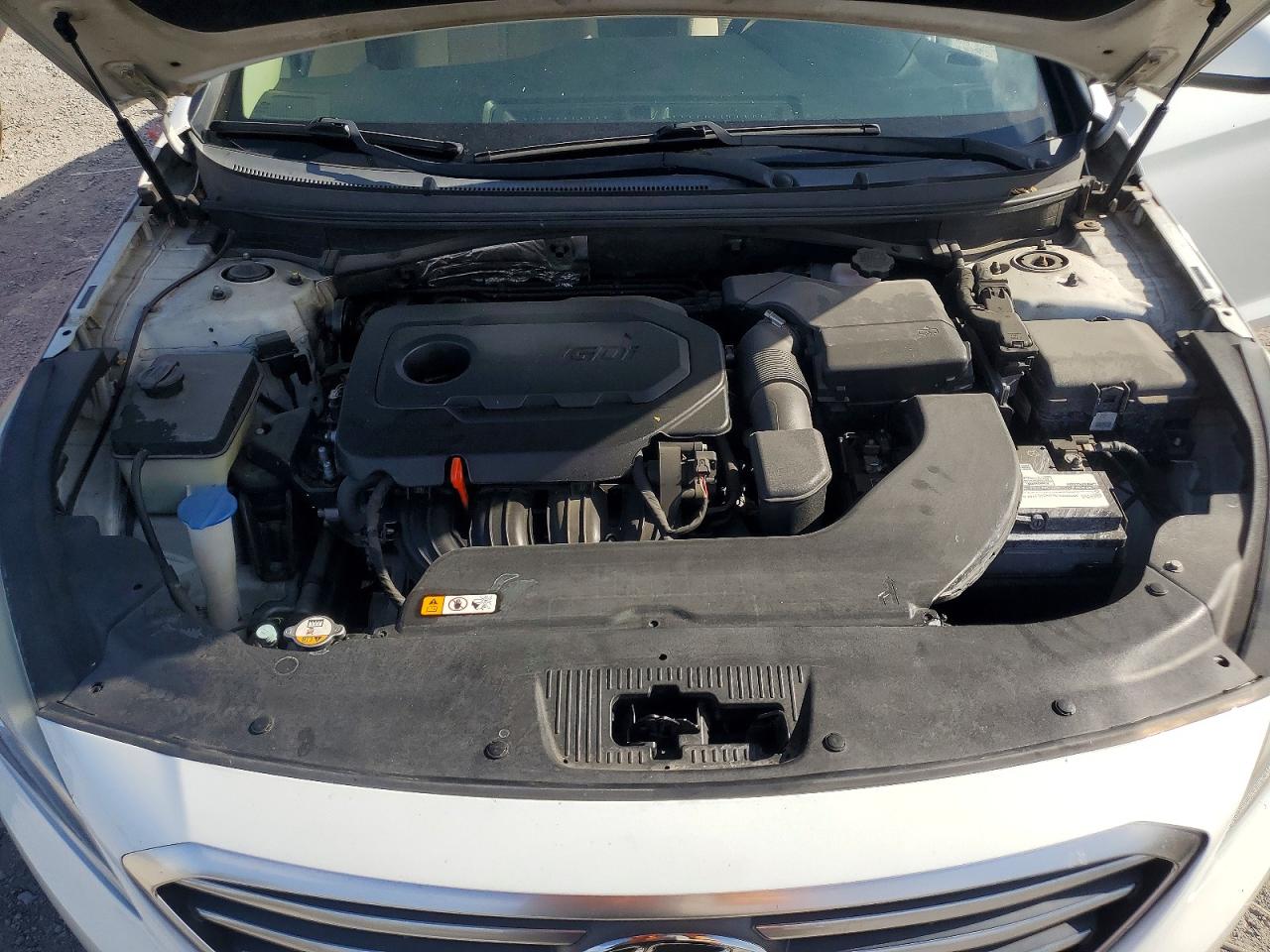 2015 Hyundai Sonata Se Белый vin: 5NPE24AF7FH148135