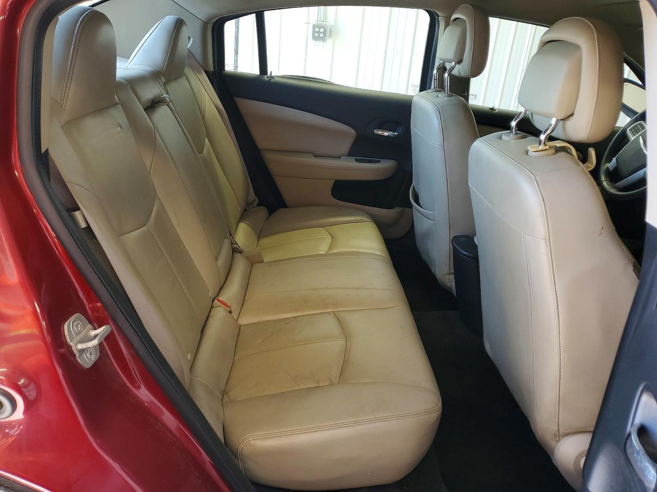 2013 Chrysler 200 Limited Red vin: 1C3CCBCG3DN515841