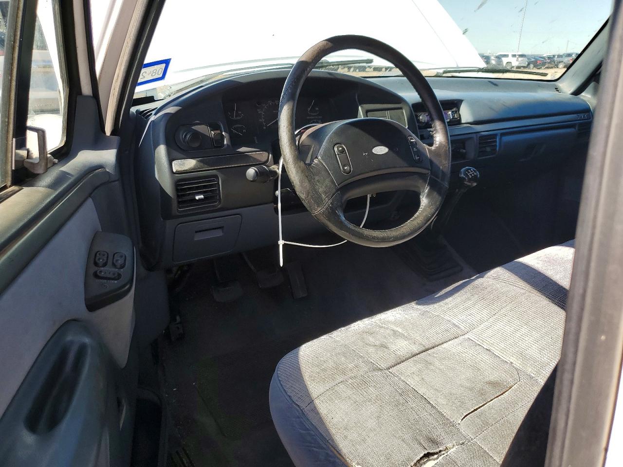 1993 Ford F150 White vin: 1FTDF15Y6PLA55789