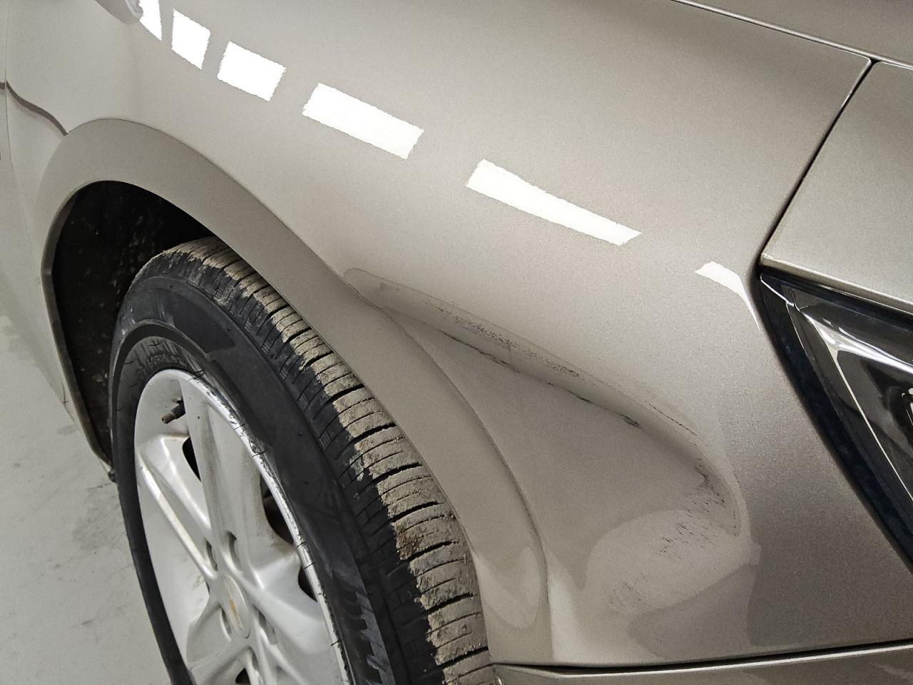 2024 Chevrolet Malibu Ls Золотой vin: 1G1ZB5ST1RF137828 Damage: Right Front Fender, Dent(S) W/ Paint Dmg, 9 To 10 Inches