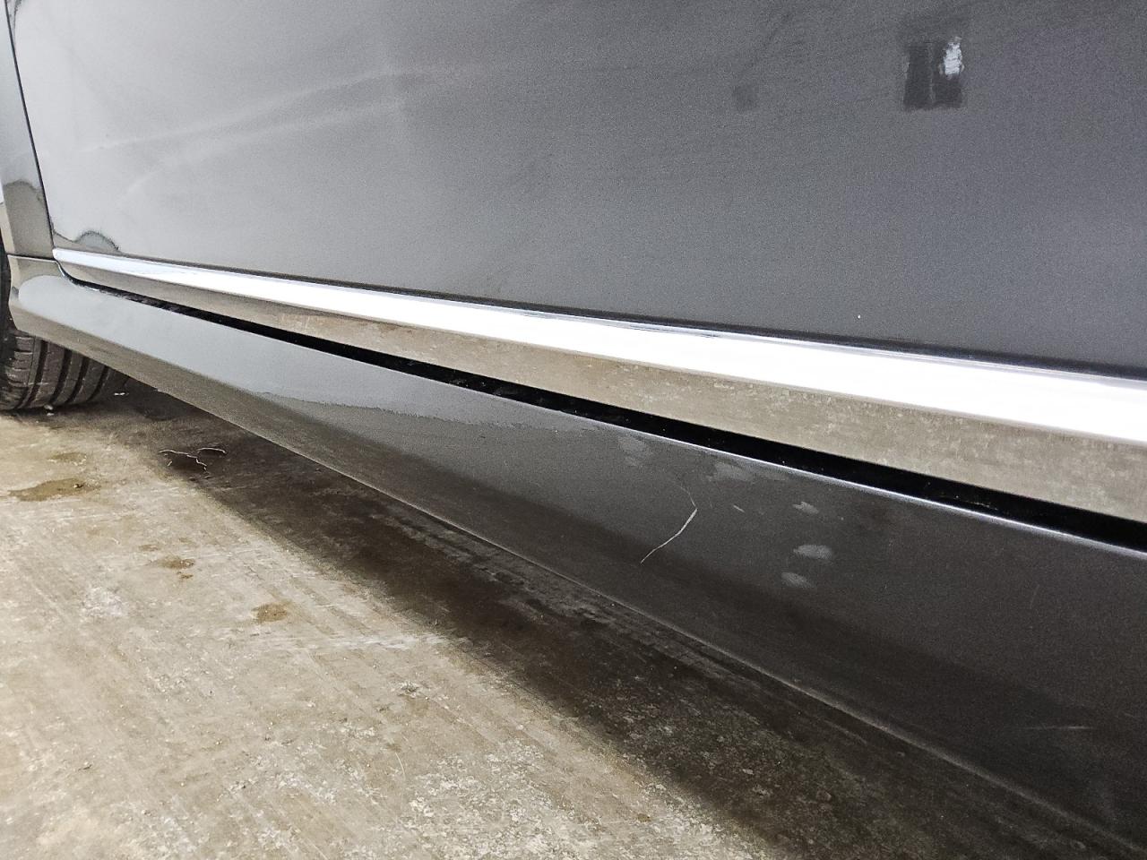 2015 Hyundai Sonata Hybrid Base Black vin: KMHEC4A48FA134792 Damage: Left Rocker Panel, Heavy Scratch, 1 To 2 Inches