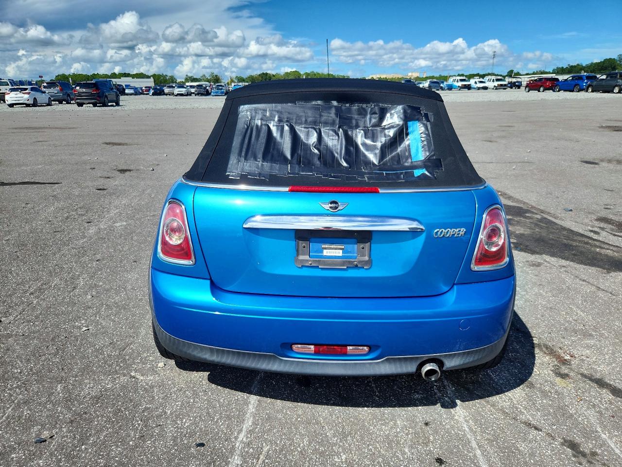 2012 Mini Cooper Blue vin: WMWZN3C54CT133927