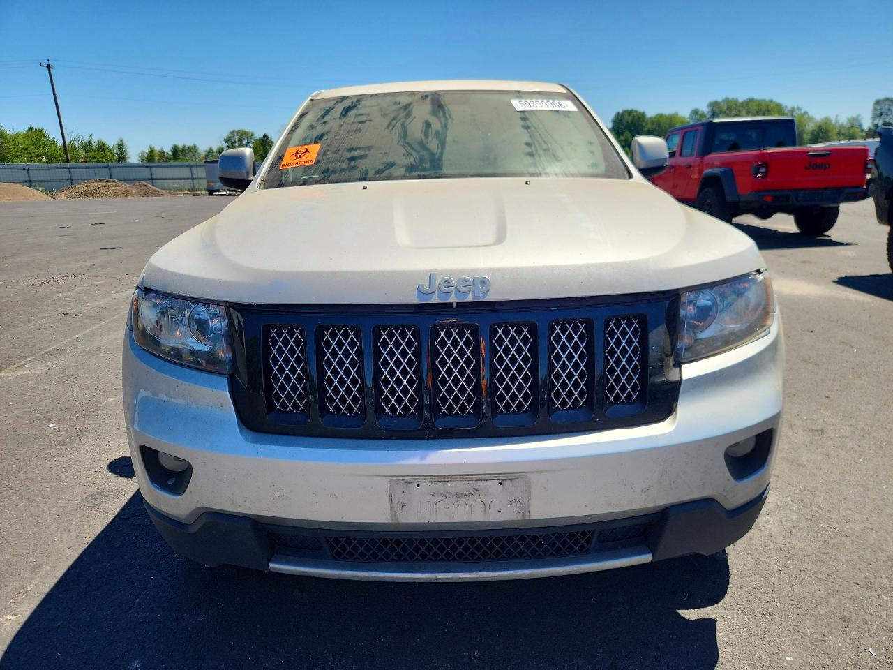 2013 Jeep Grand Cherokee Laredo Silver vin: 1C4RJEAG5DC588432