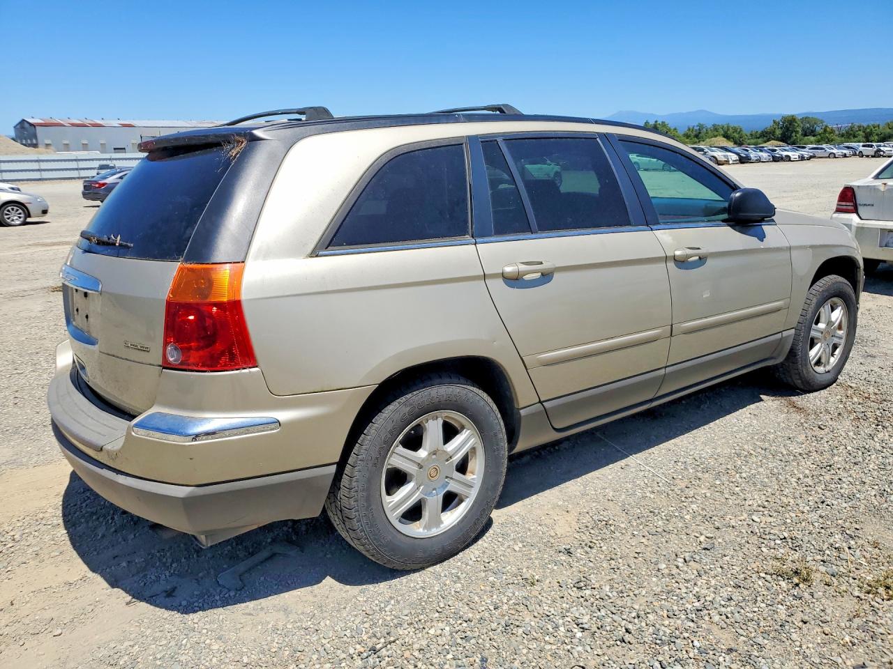 2006 Chrysler Pacifica Touring Gold vin: 2A4GF68406R613302