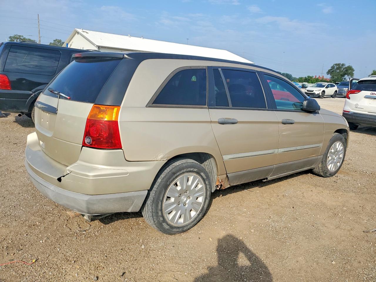 2006 Chrysler Pacifica Gold vin: 2A4GM48426R643248