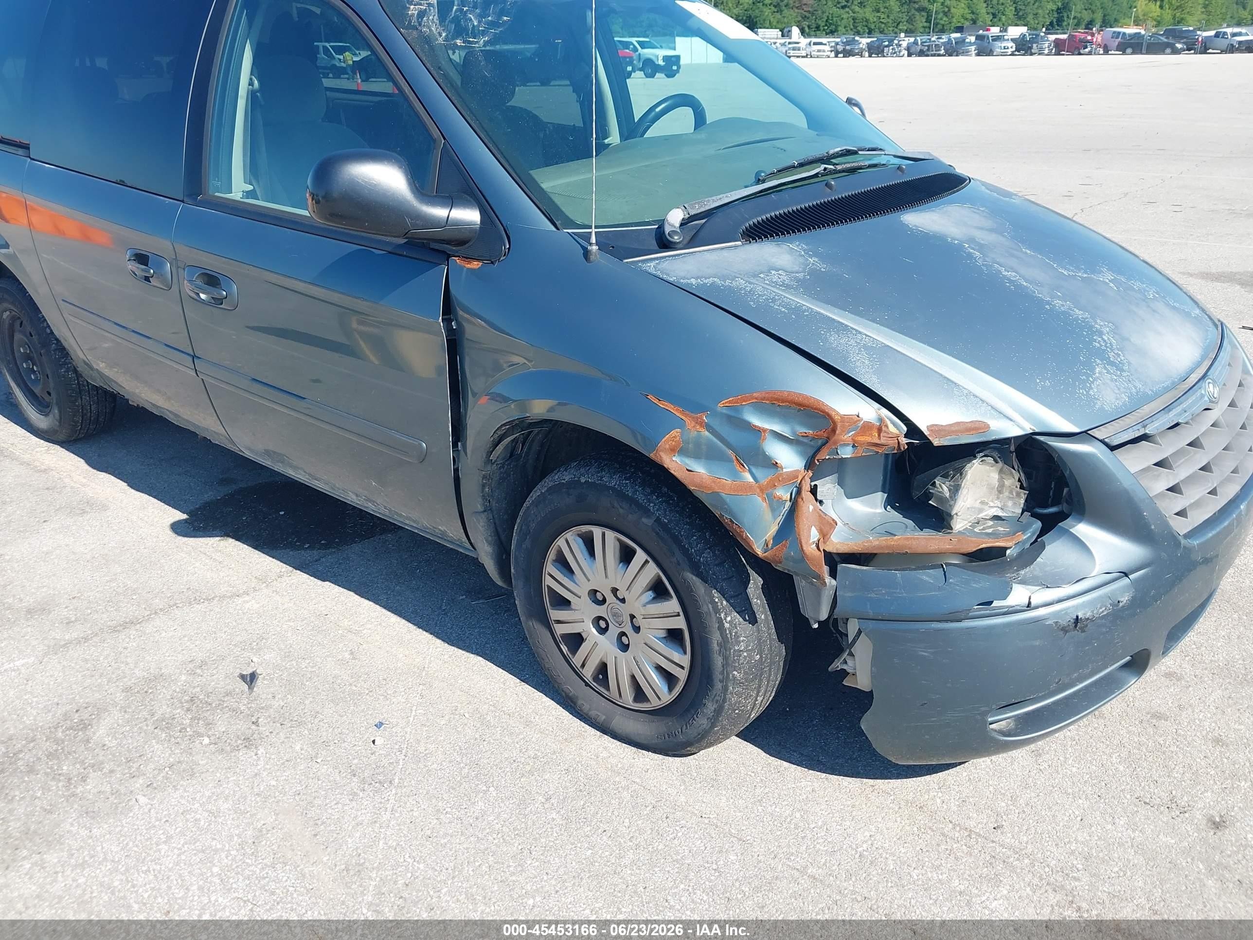2006 Chrysler Town & Country Lx Blue vin: 2A4GP44R06R794923