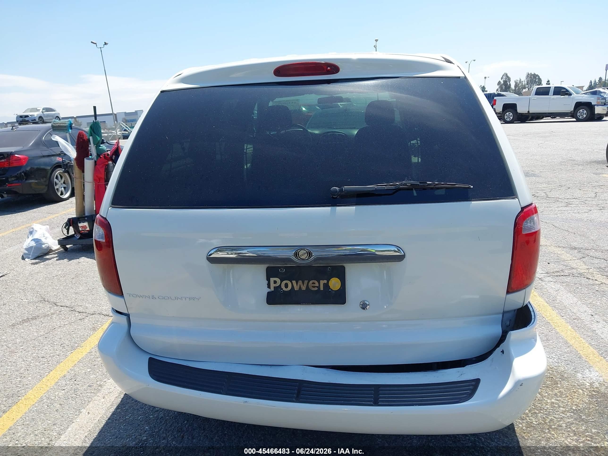 2006 Chrysler Town & Country Lx Белый vin: 2A4GP44R06R886825