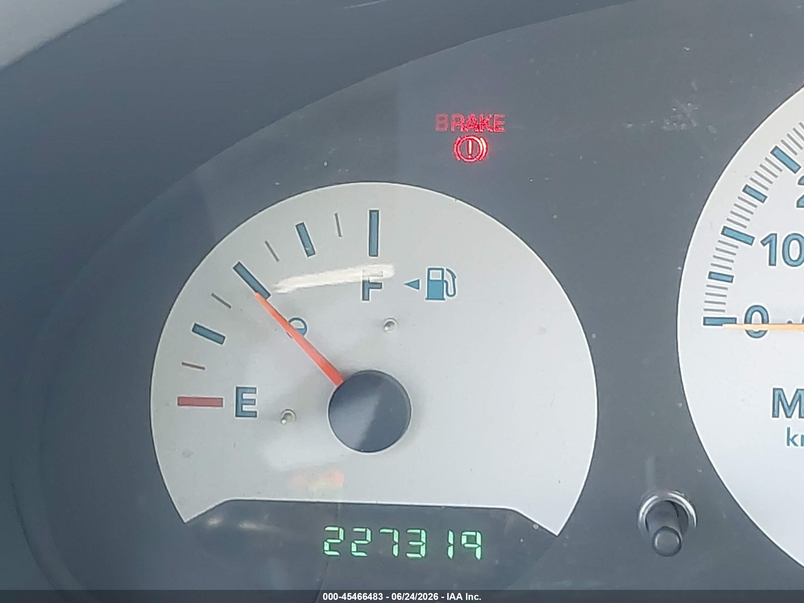2006 Chrysler Town & Country Lx Белый vin: 2A4GP44R06R886825
