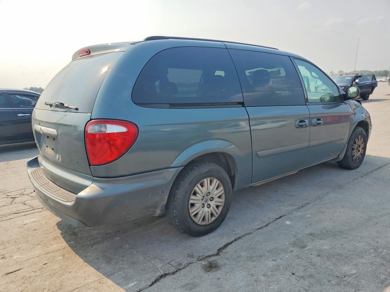 2007 Chrysler Town & Country Lx Blue vin: 2A4GP44R17R133564