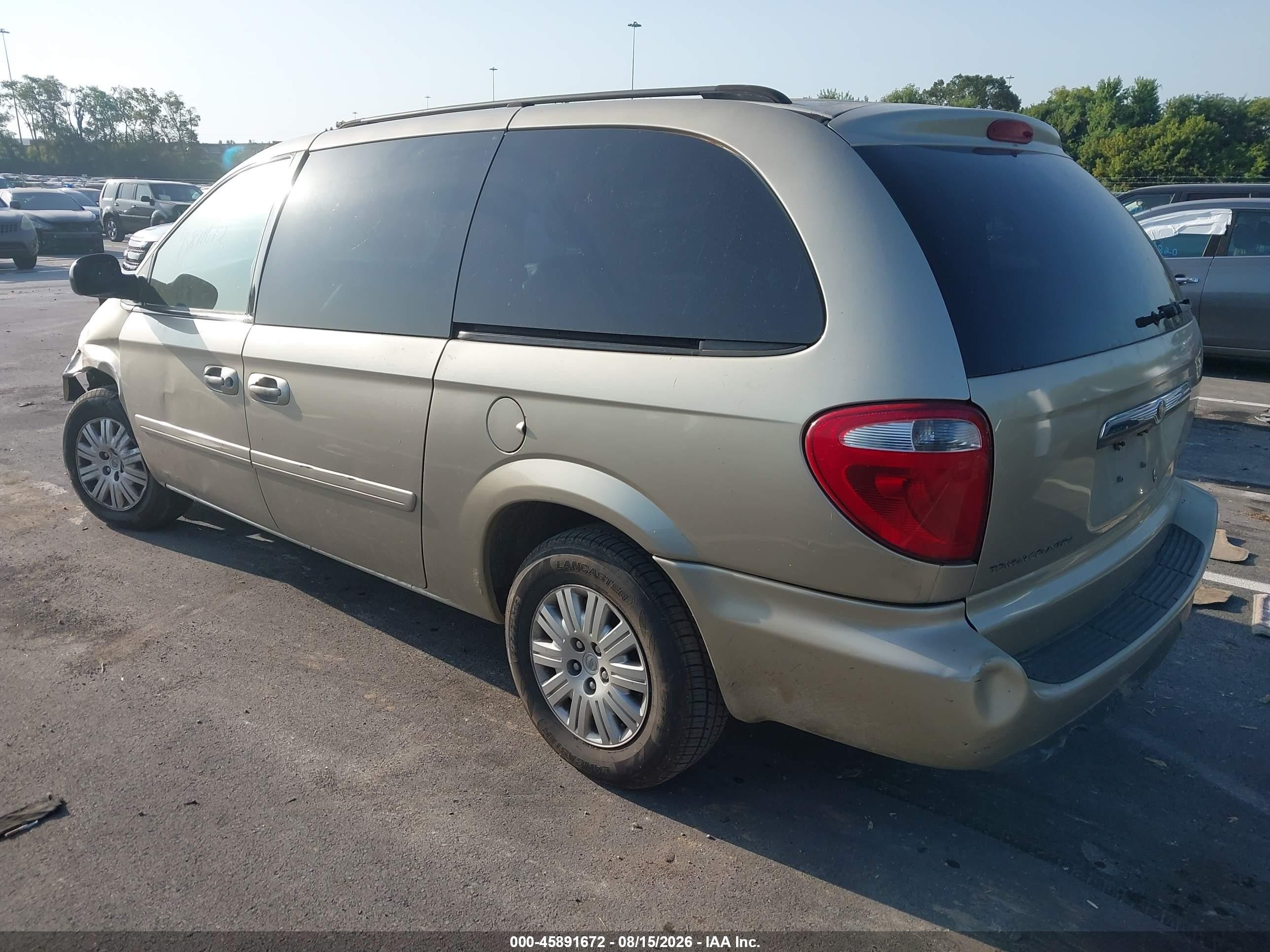 2006 Chrysler Town & Country Lx Tan vin: 2A4GP44R26R873705