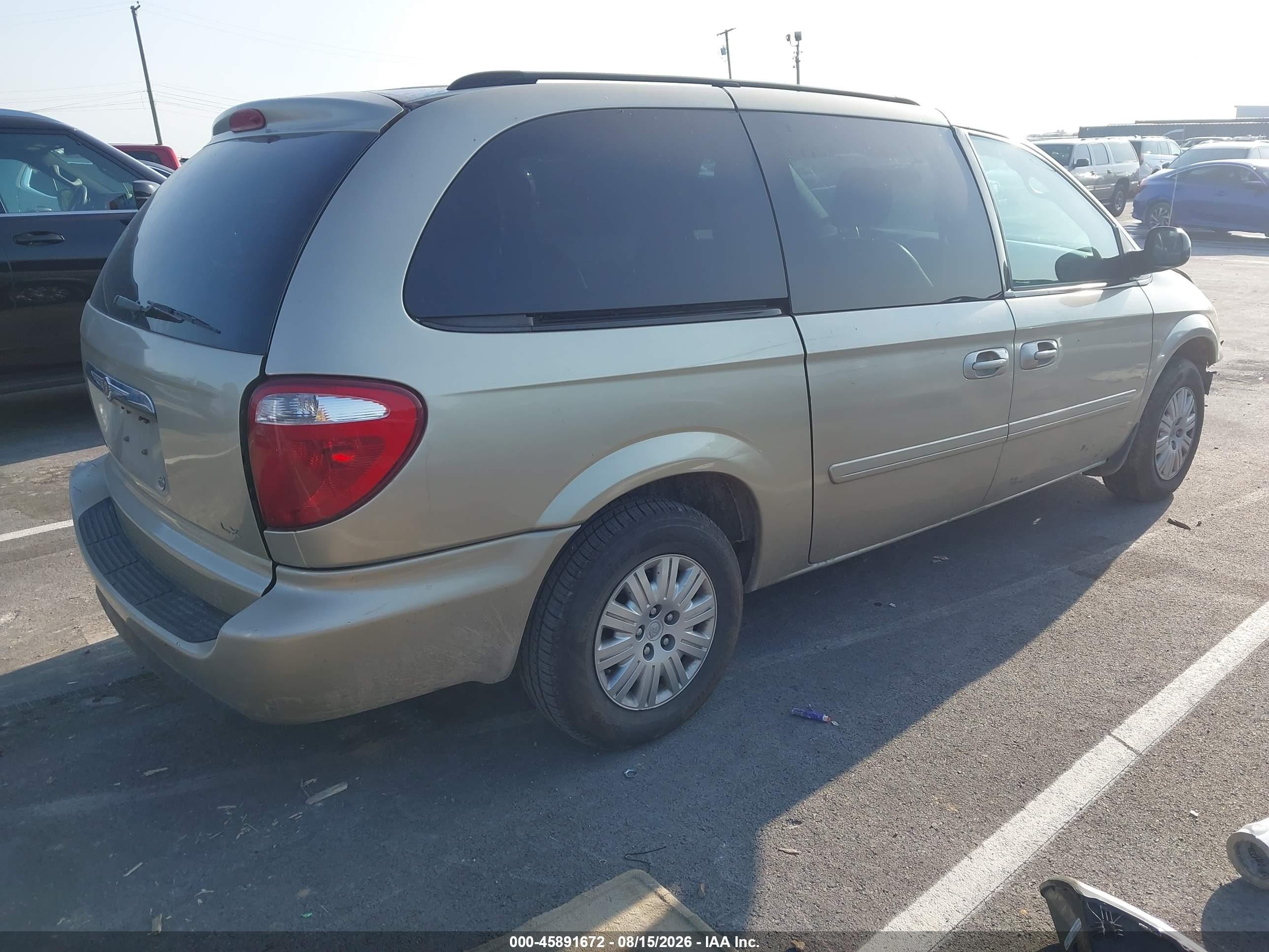 2006 Chrysler Town & Country Lx Tan vin: 2A4GP44R26R873705
