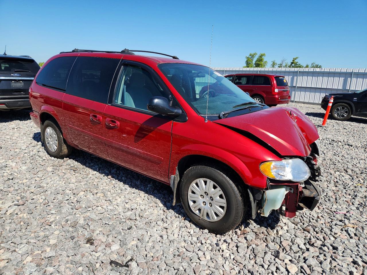 2006 Chrysler Town & Country Lx Красный vin: 2A4GP44R46R616044