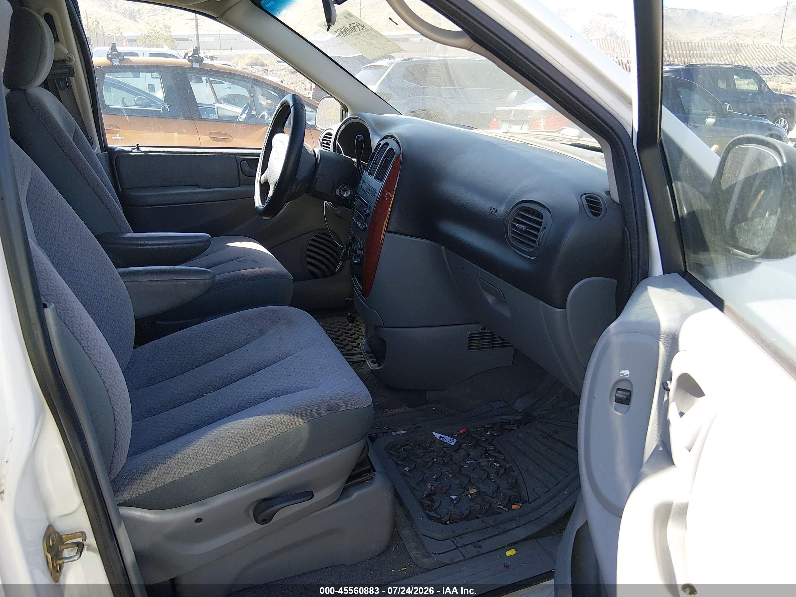 2007 Chrysler Town & Country Lx Белый vin: 2A4GP44R47R213389