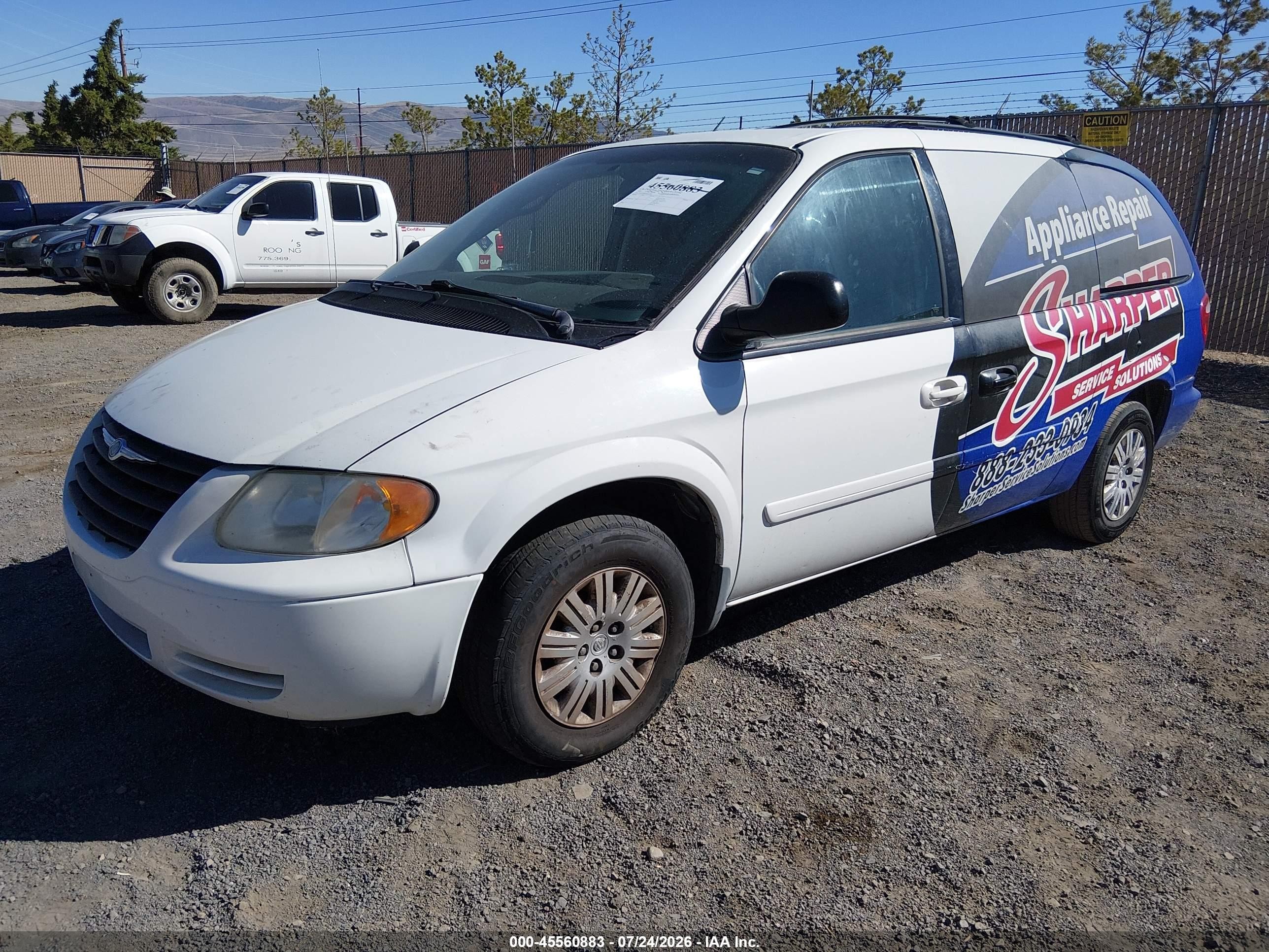 2007 Chrysler Town & Country Lx Белый vin: 2A4GP44R47R213389
