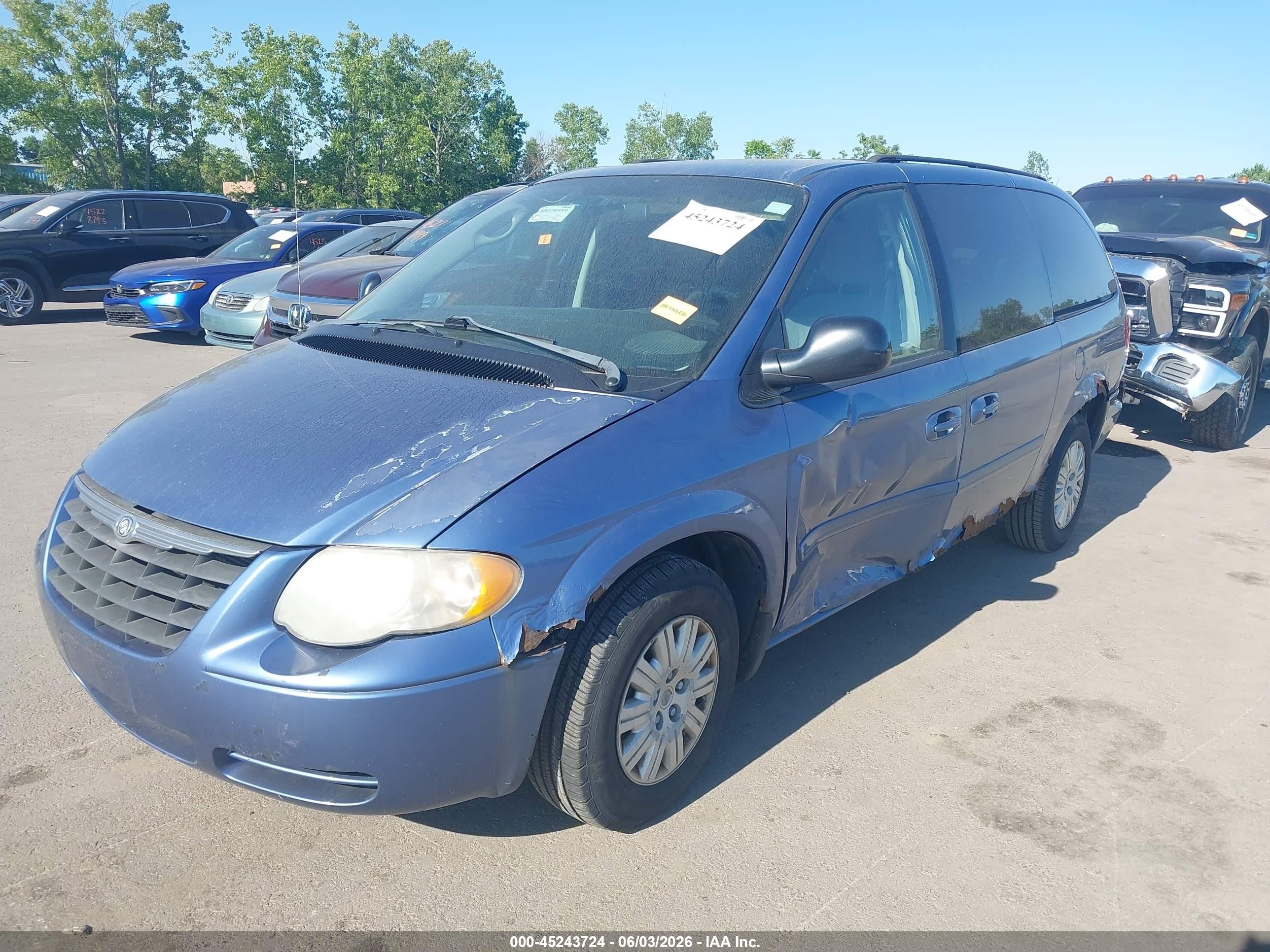 2007 Chrysler Town & Country Lx Blue vin: 2A4GP44R47R284995