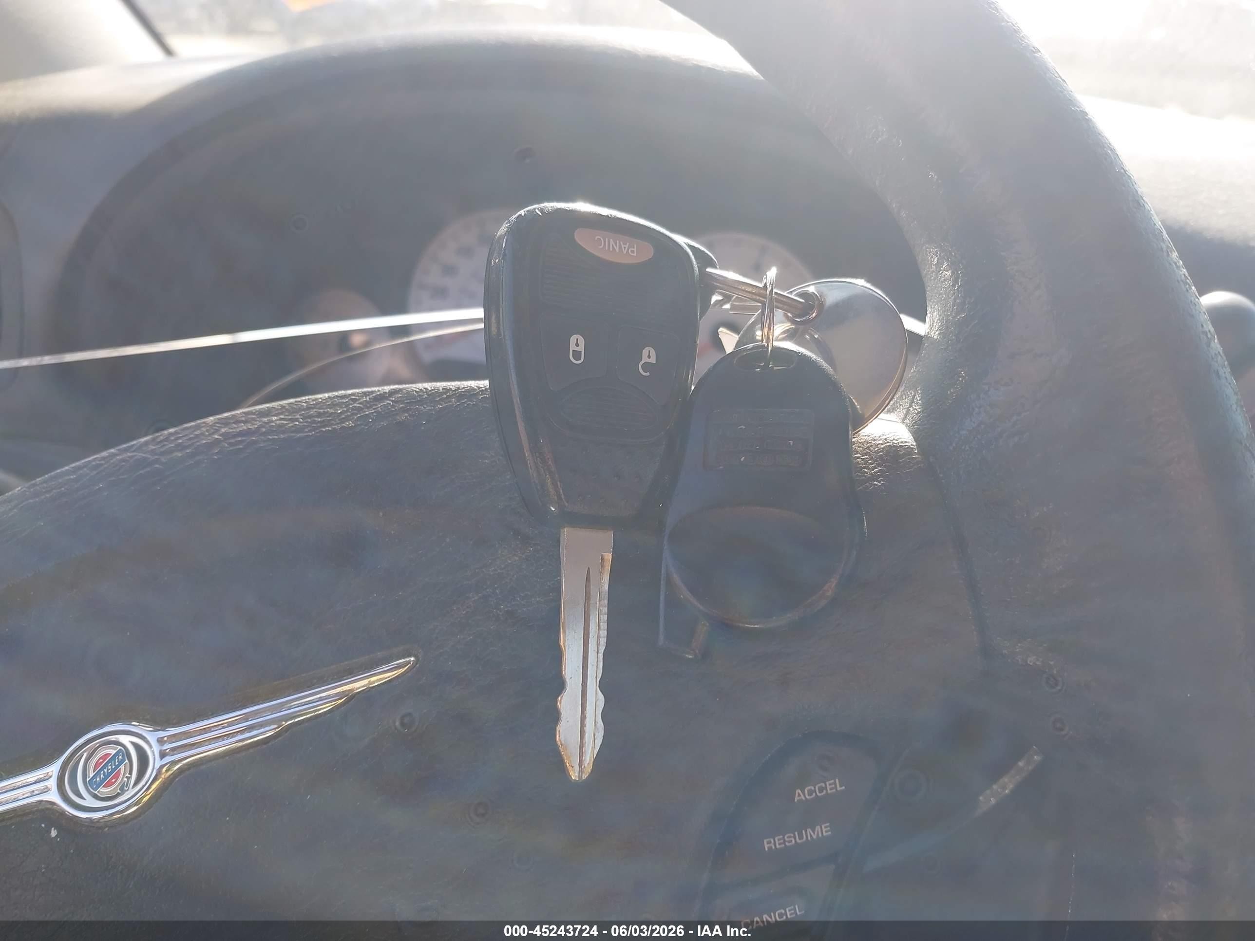 2007 Chrysler Town & Country Lx Blue vin: 2A4GP44R47R284995