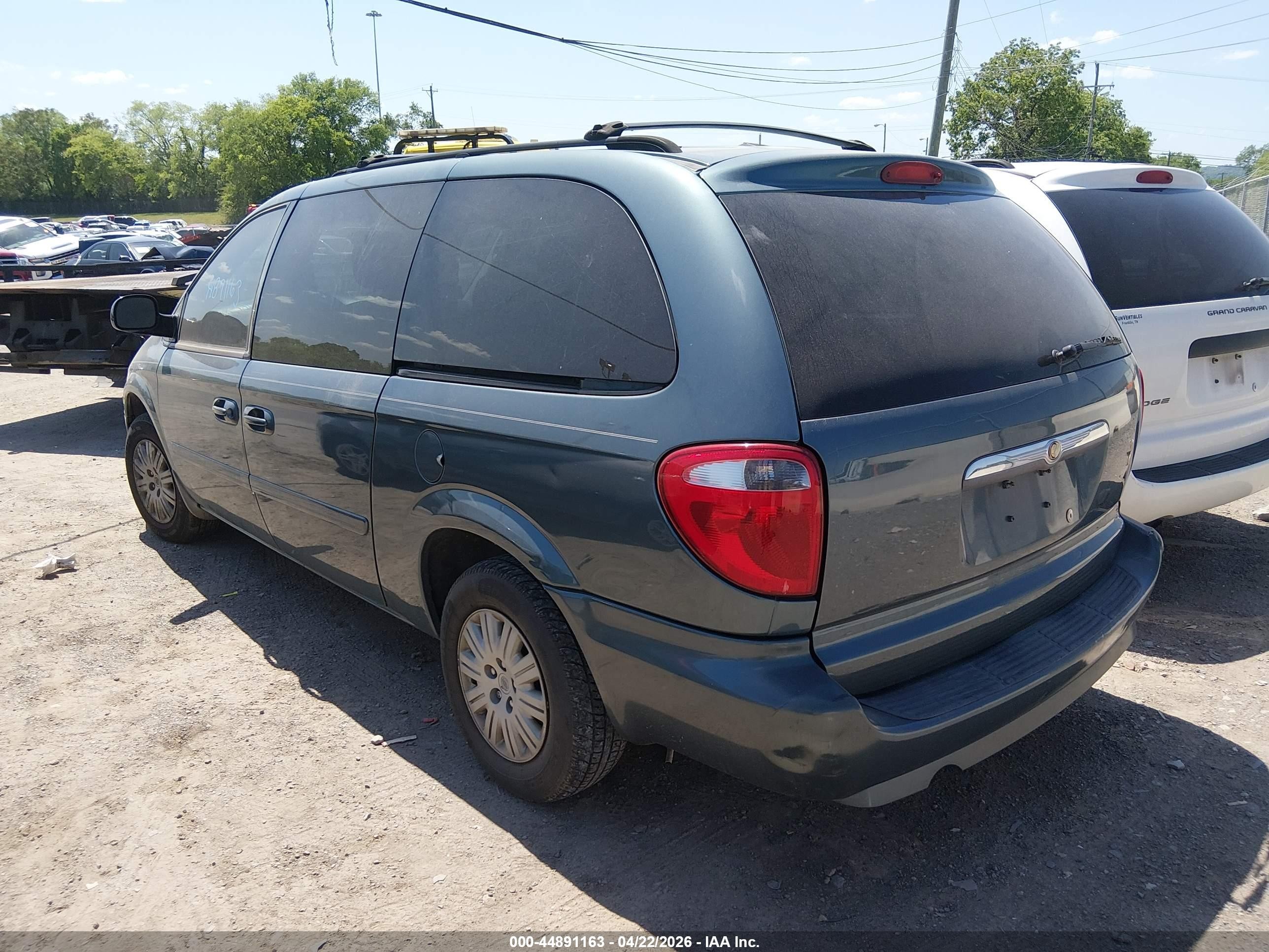 2007 Chrysler Town & Country Lx Light Blue vin: 2A4GP44R57R216916