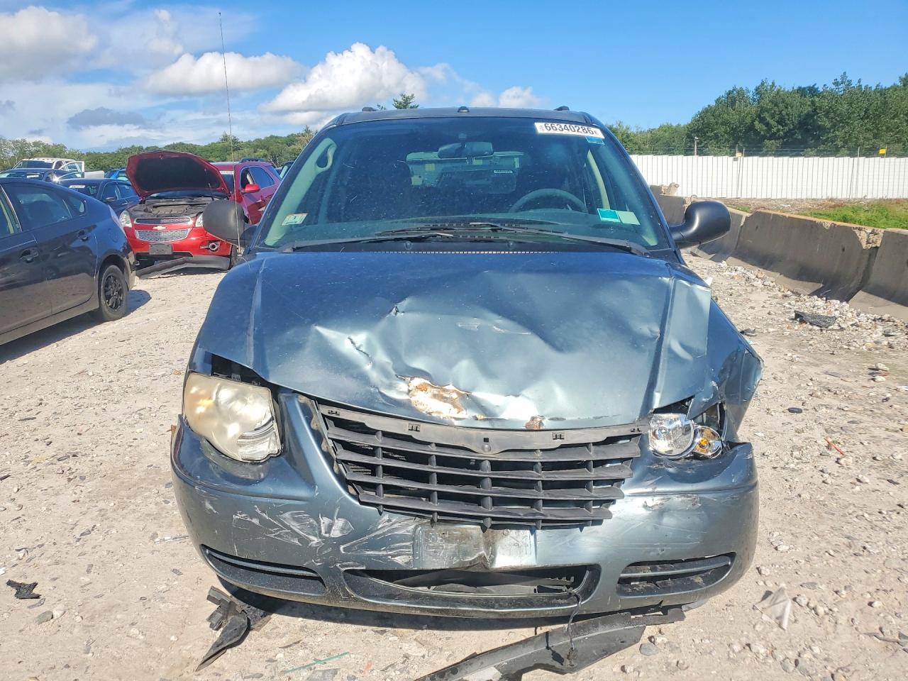 2007 Chrysler Town & Country Lx Green vin: 2A4GP44R57R340233