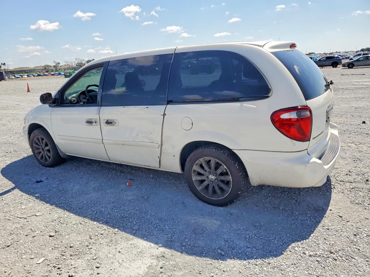 2007 Chrysler Town & Country Lx Белый vin: 2A4GP44R67R100222
