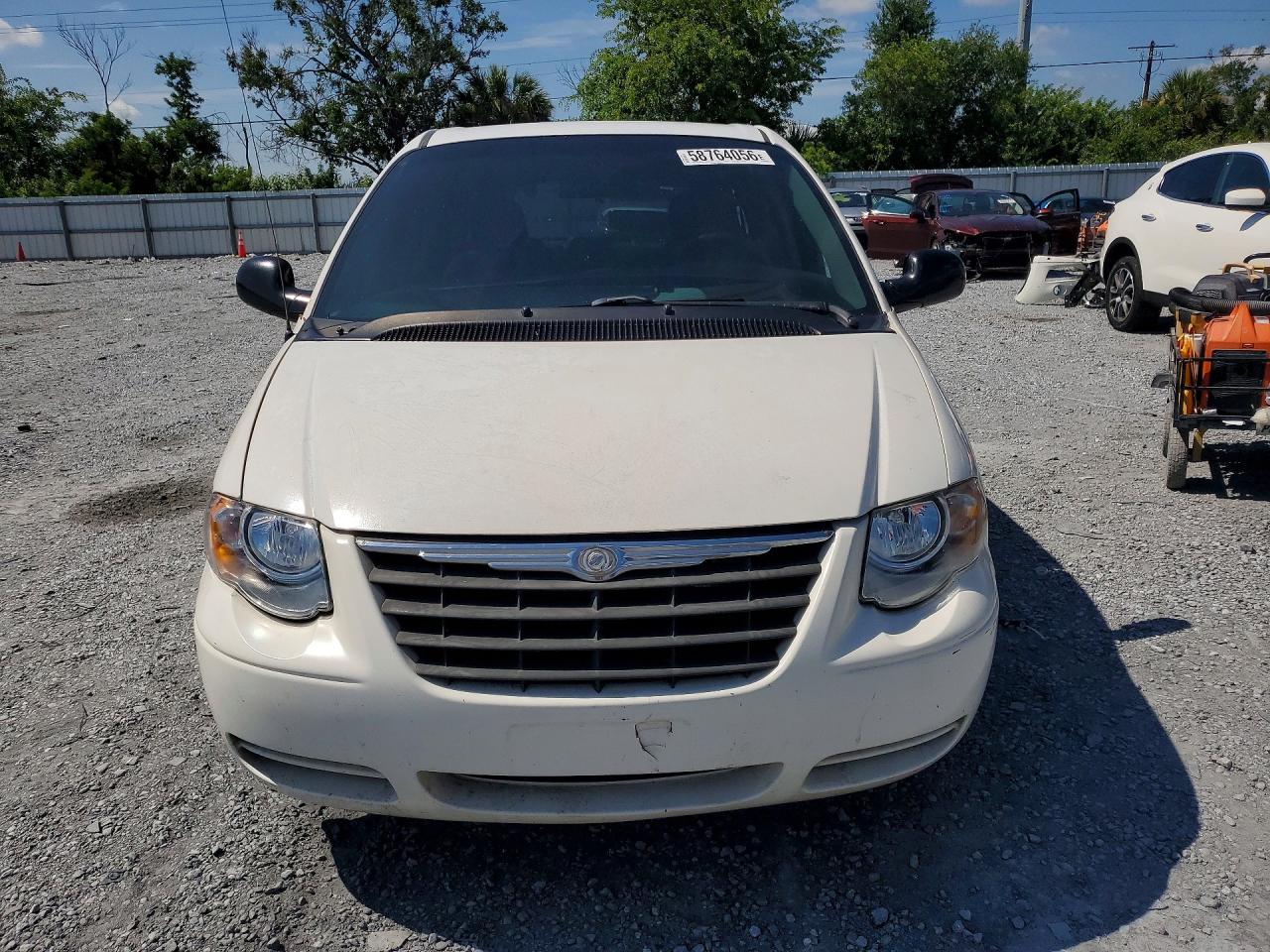 2007 Chrysler Town & Country Lx Белый vin: 2A4GP44R67R100222