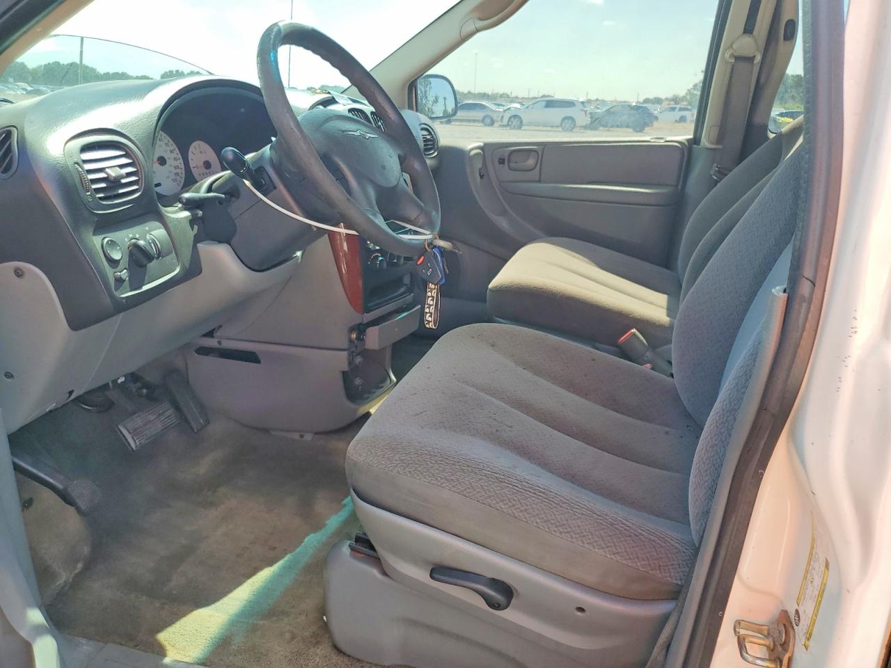2007 Chrysler Town & Country Lx Белый vin: 2A4GP44R67R100222