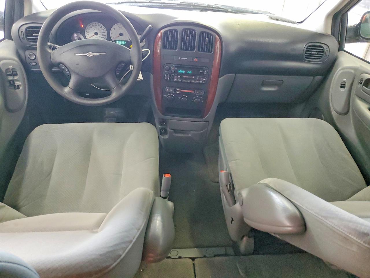 2007 Chrysler Town & Country Lx White vin: 2A4GP44R77R331369