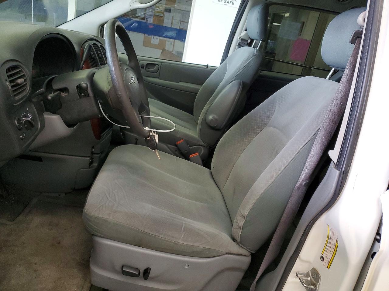 2007 Chrysler Town & Country Lx White vin: 2A4GP44R77R331369