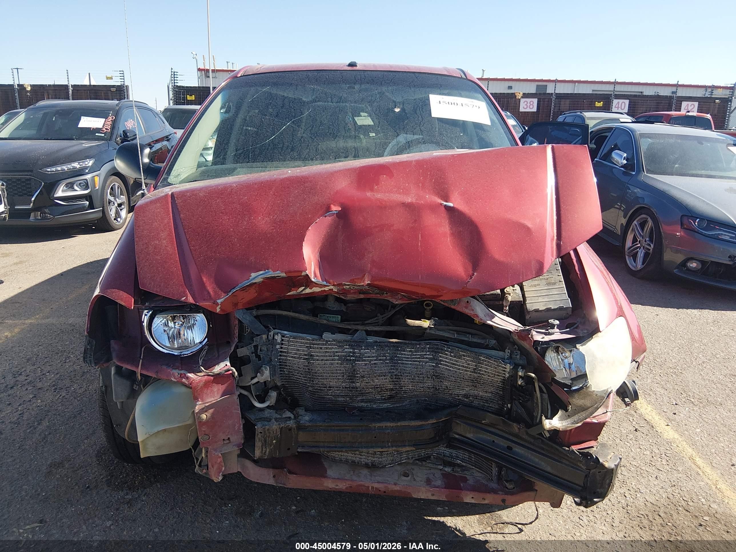 2007 Chrysler Town & Country Lx Red vin: 2A4GP44R87R161023