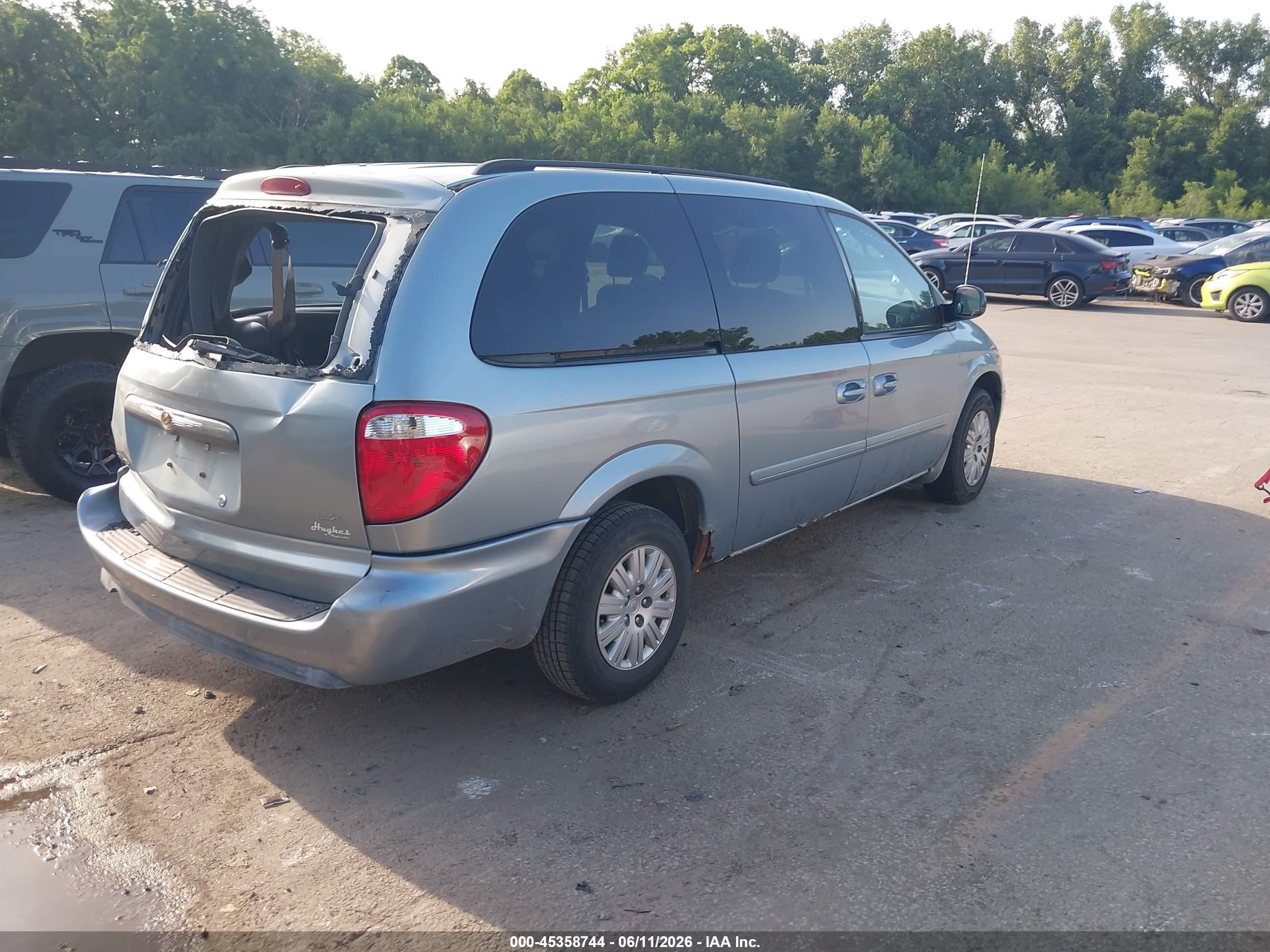 2006 Chrysler Town & Country Lx Gray vin: 2A4GP44R96R873247
