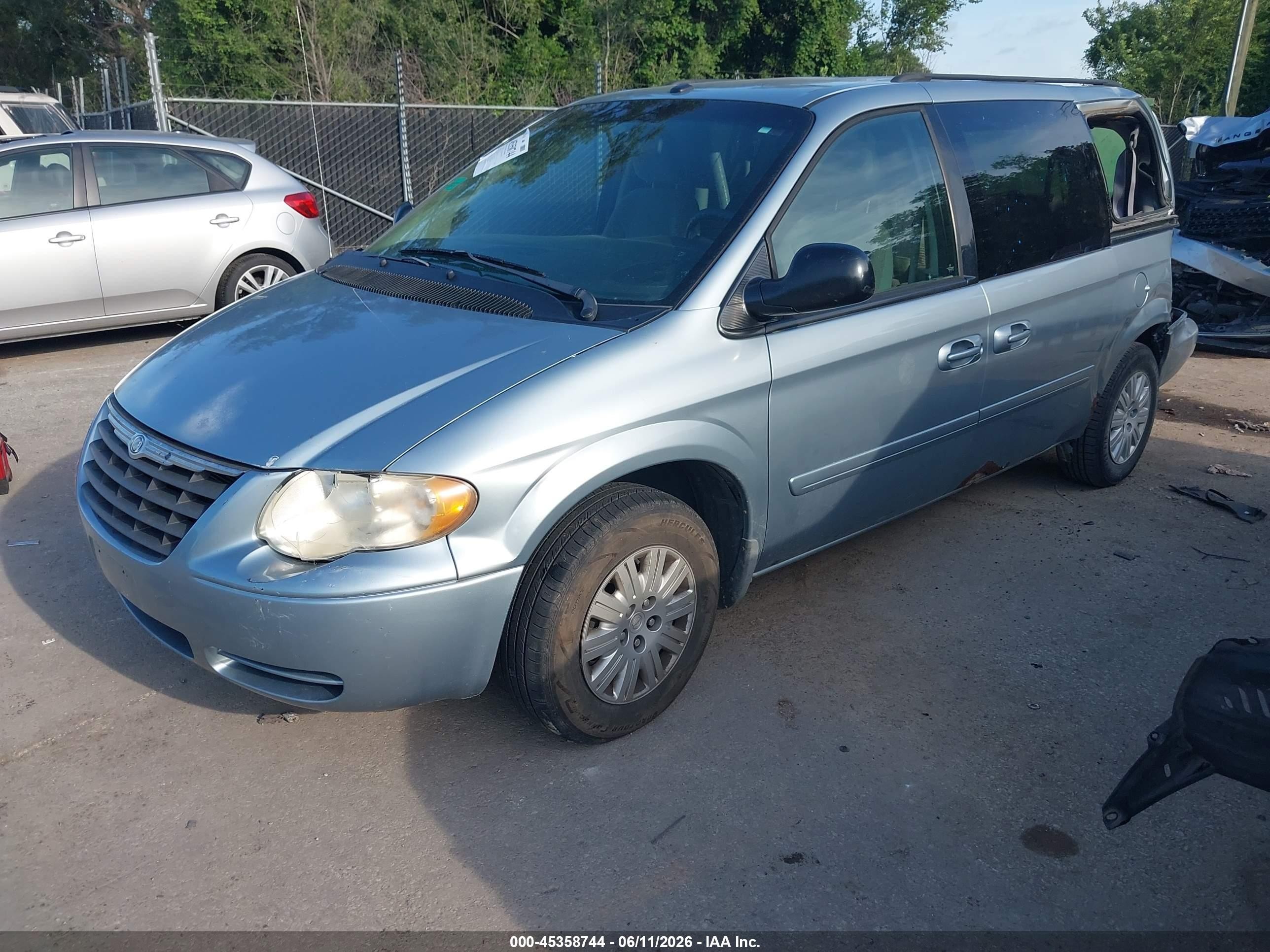 2006 Chrysler Town & Country Lx Gray vin: 2A4GP44R96R873247